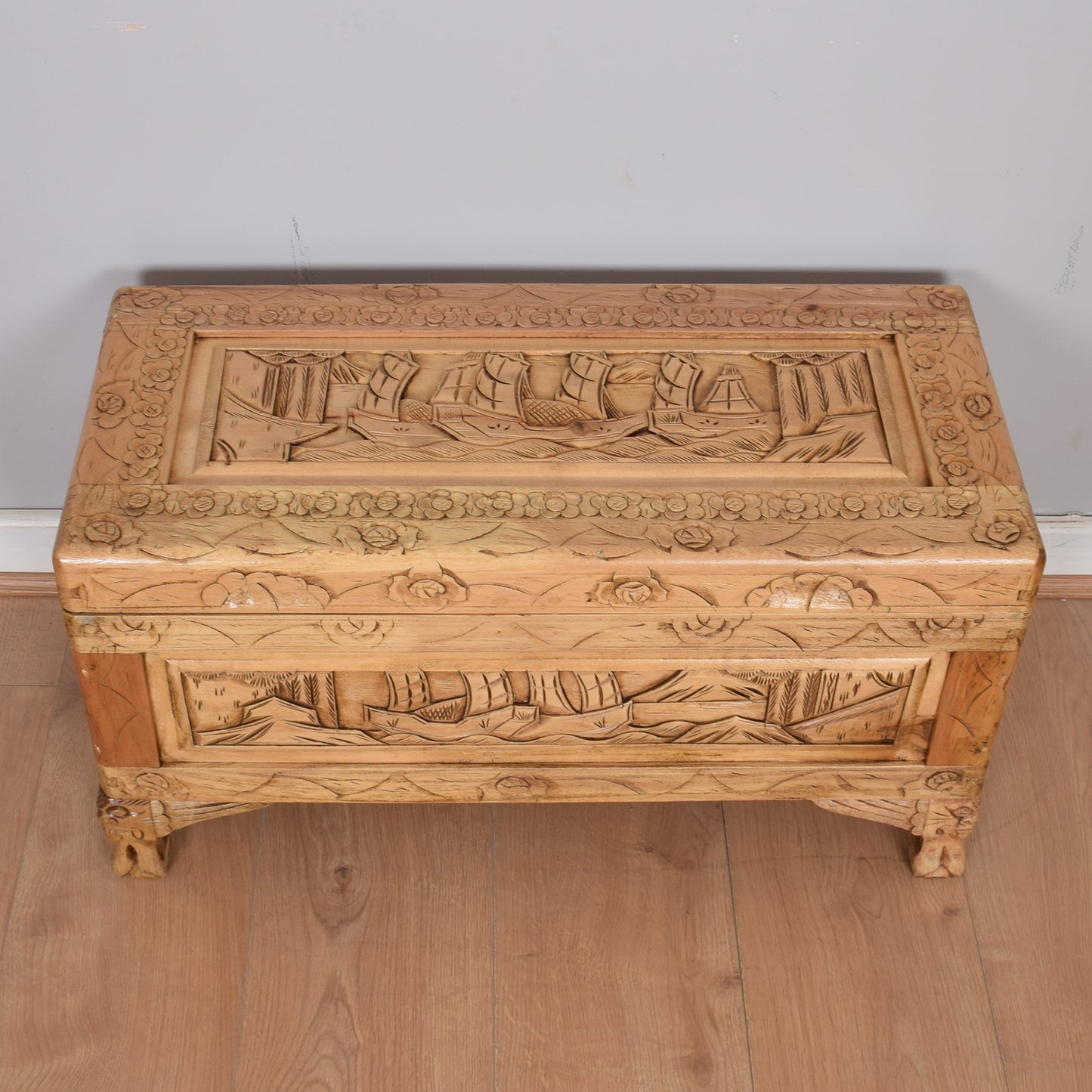 Small Camphor Box