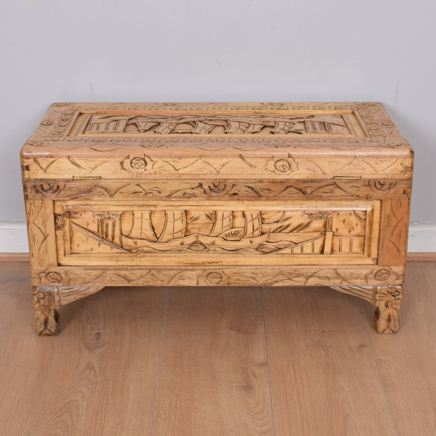Small Camphor Box