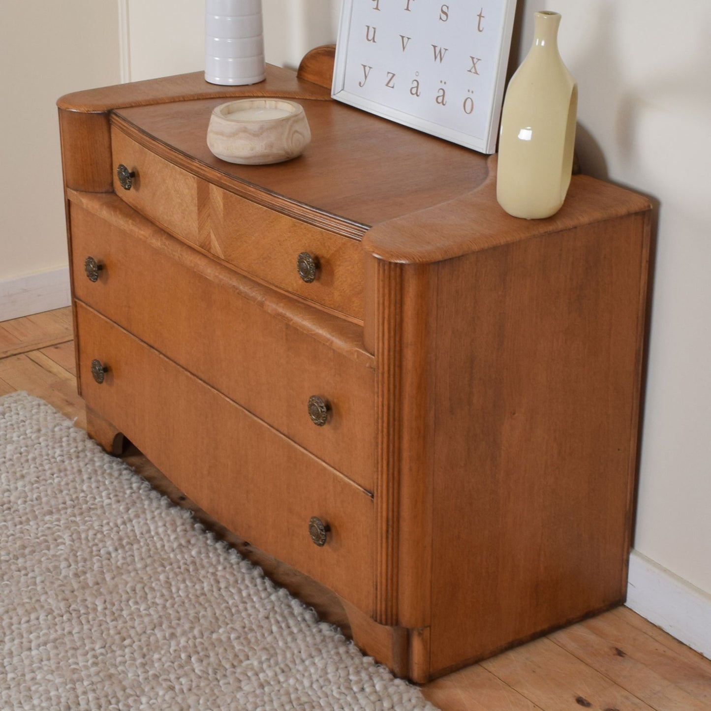 Oak Chest of Drawers