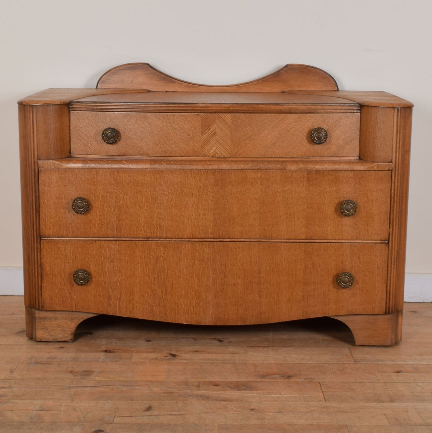 Oak Chest of Drawers