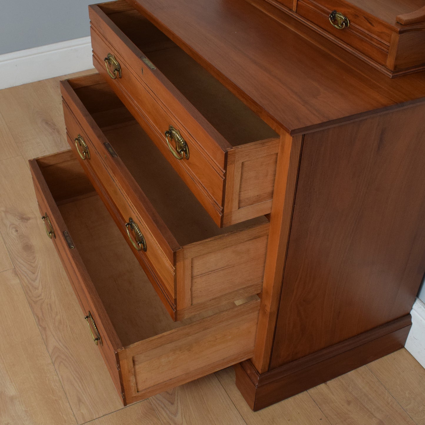 Mahogany Dressing Chest