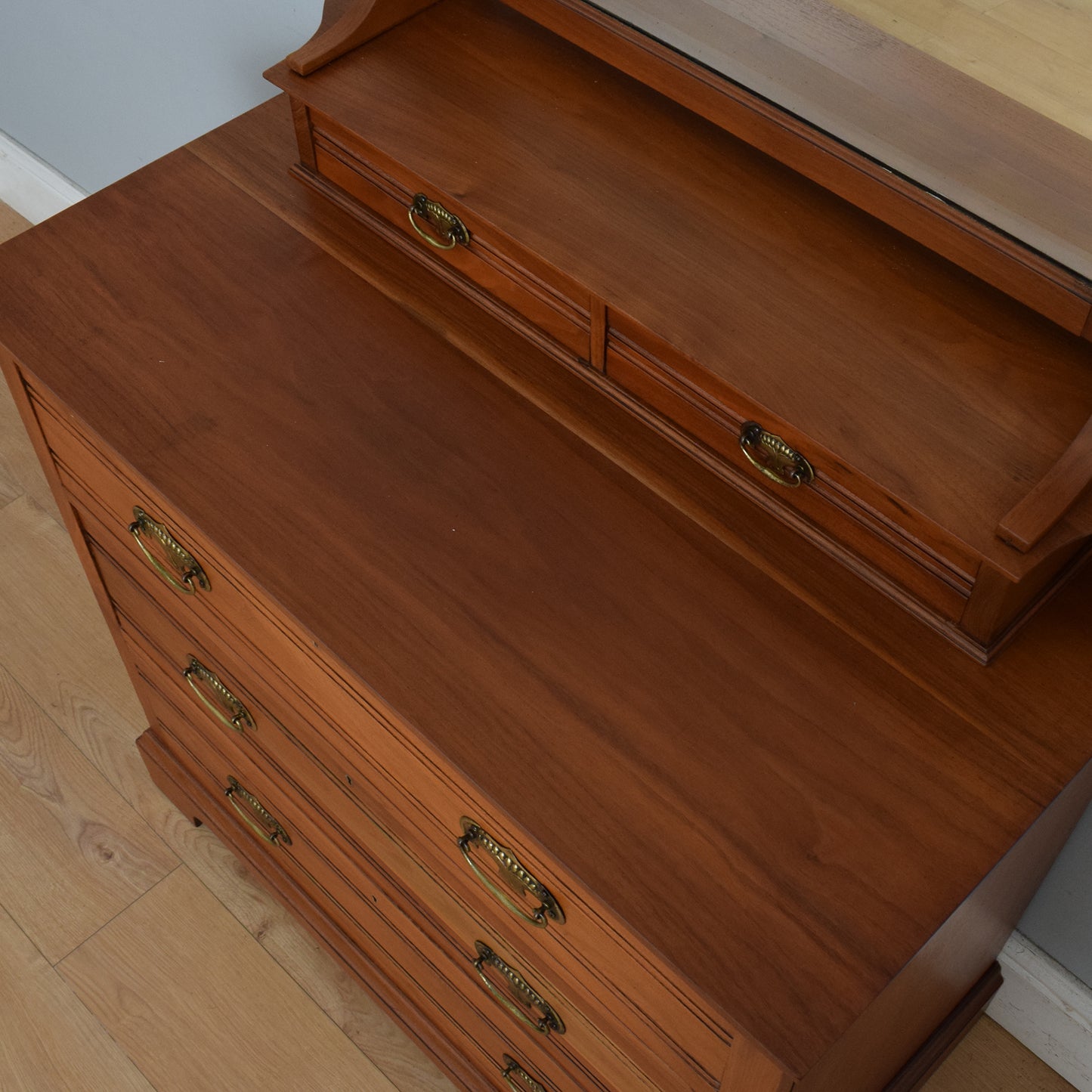 Mahogany Dressing Chest