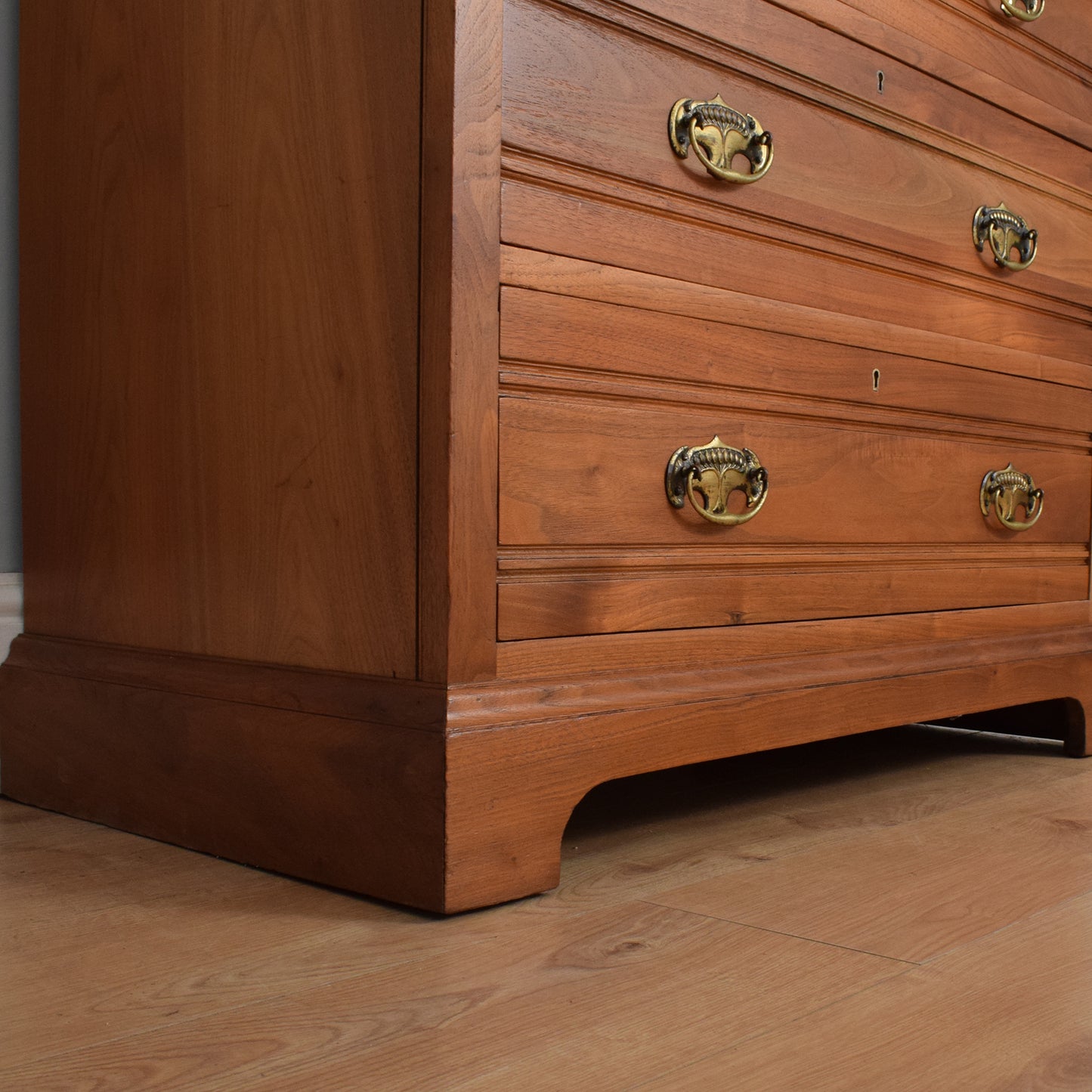 Mahogany Dressing Chest