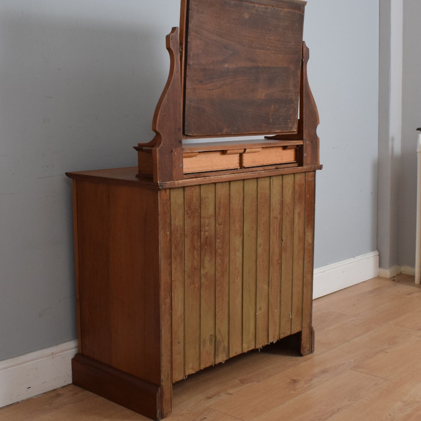 Mahogany Dressing Chest