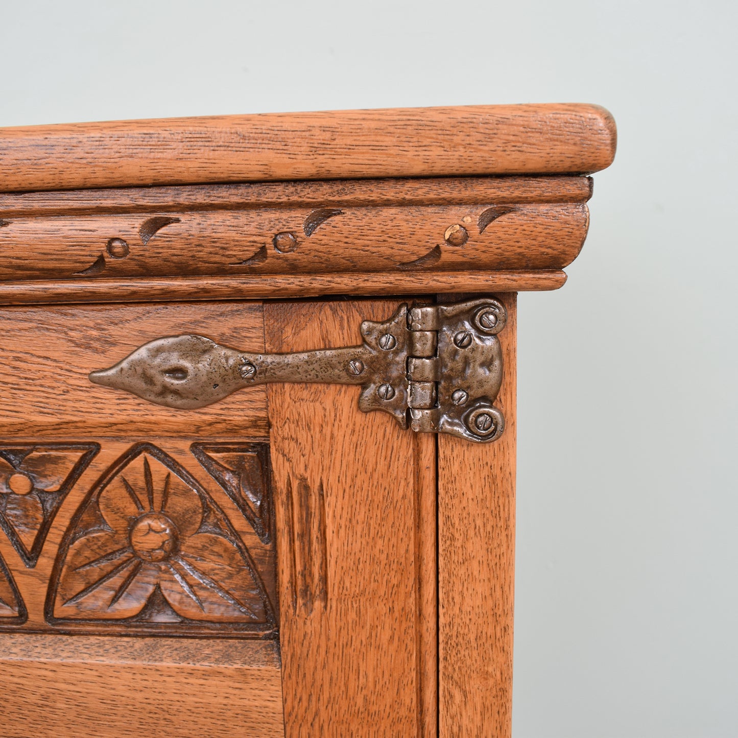 Vintage Old Charm Sideboard