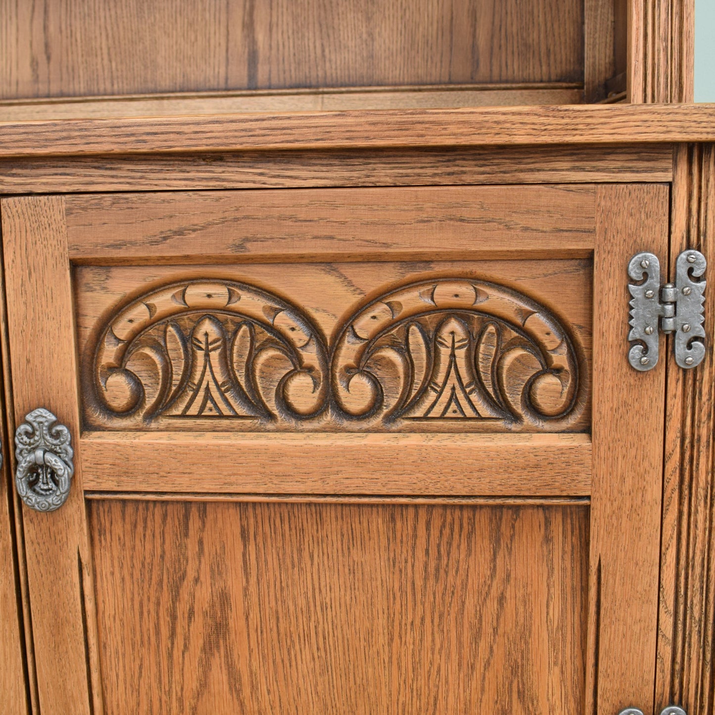 Restored Old Charm Display Unit