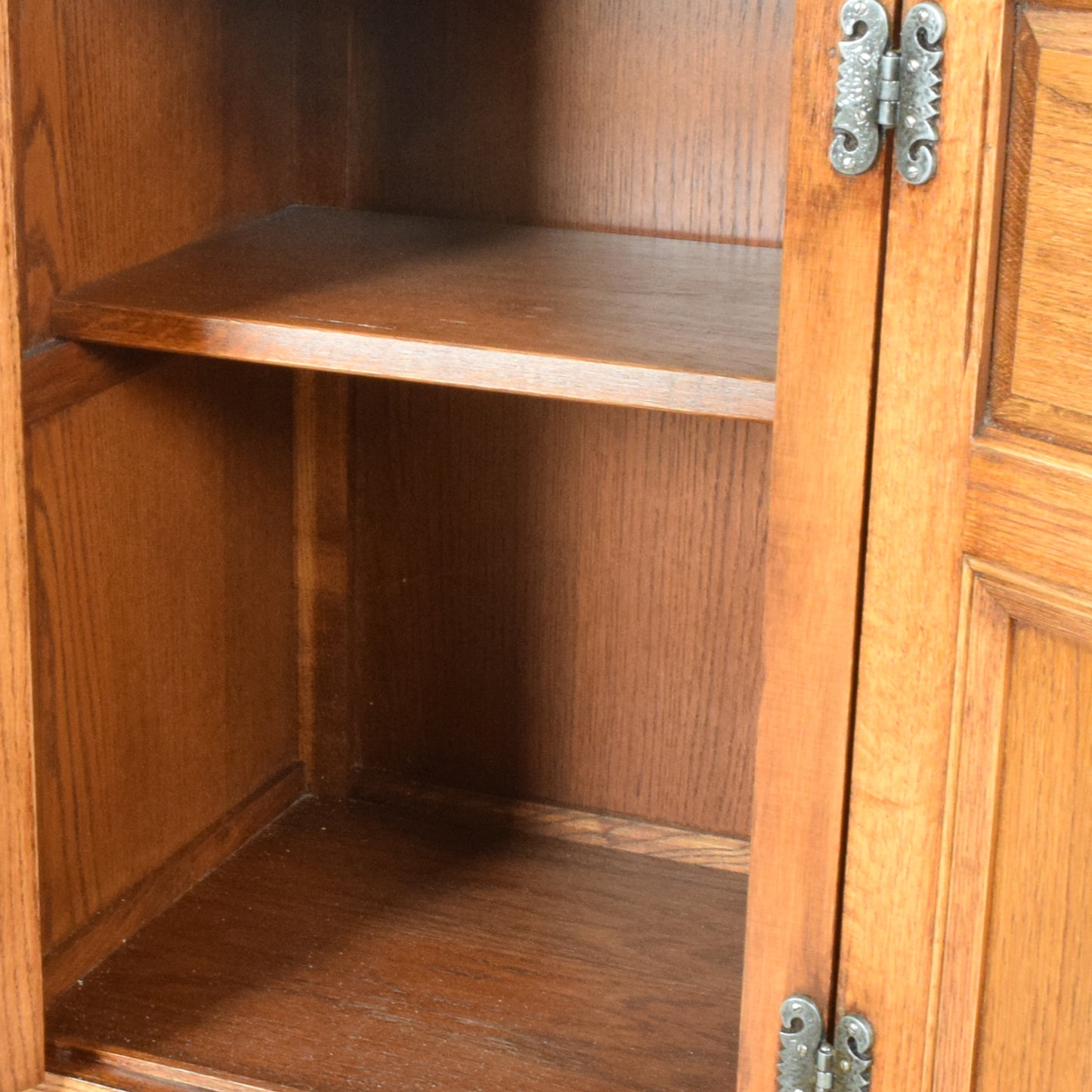 Old Charm Sideboard
