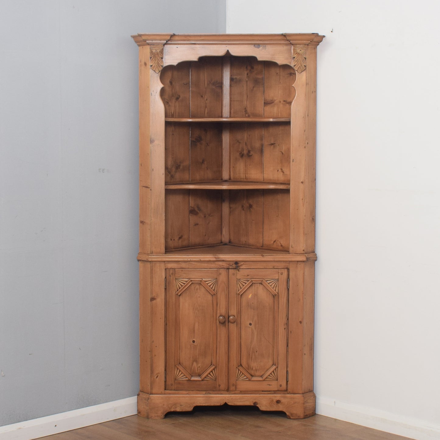 Large Solid Pine Corner Unit