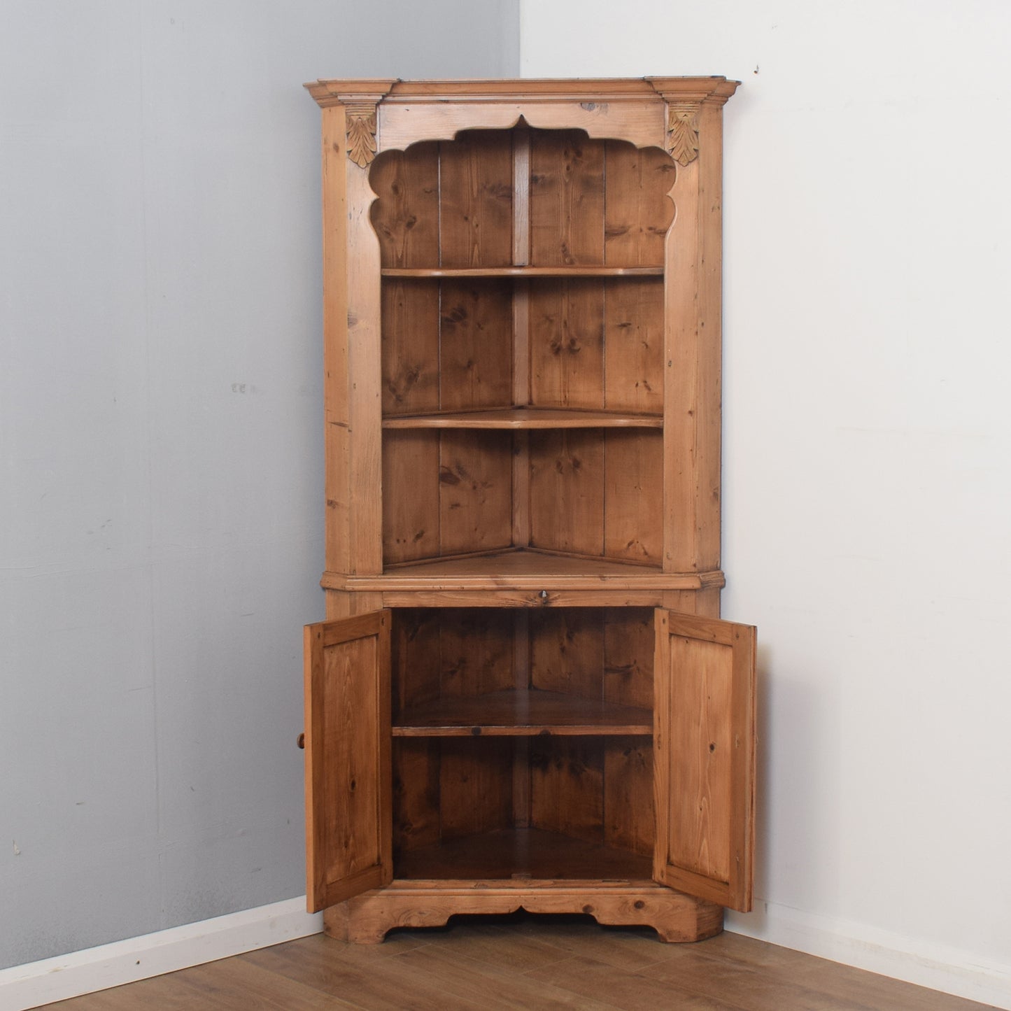 Large Solid Pine Corner Unit