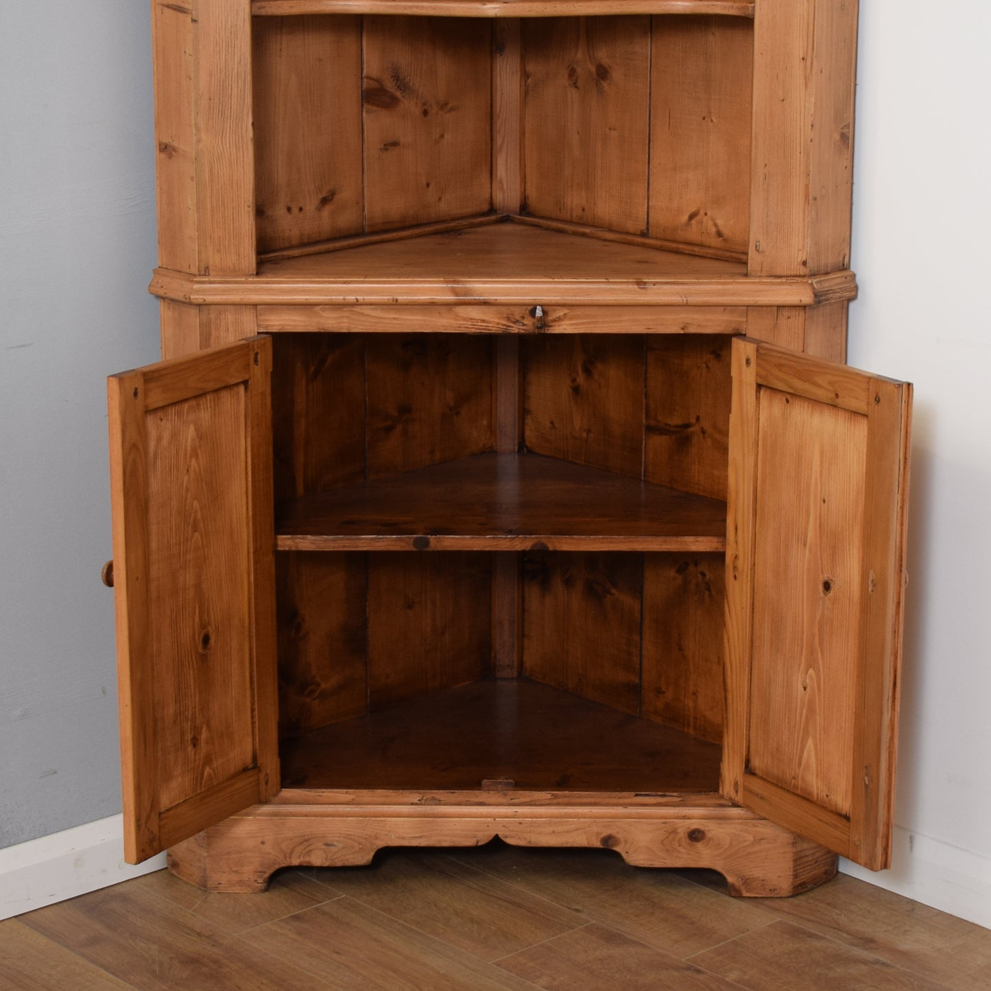Large Solid Pine Corner Unit