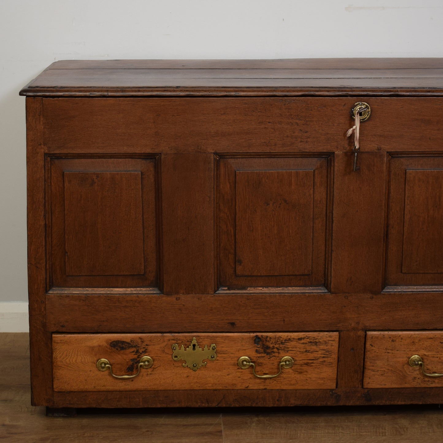 Georgian Oak Trunk