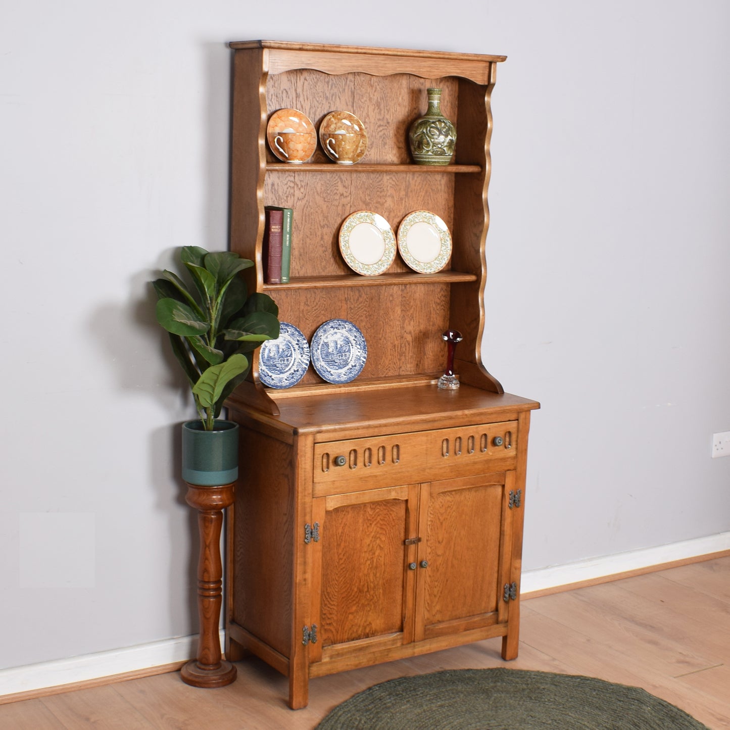 Small Oak Dresser