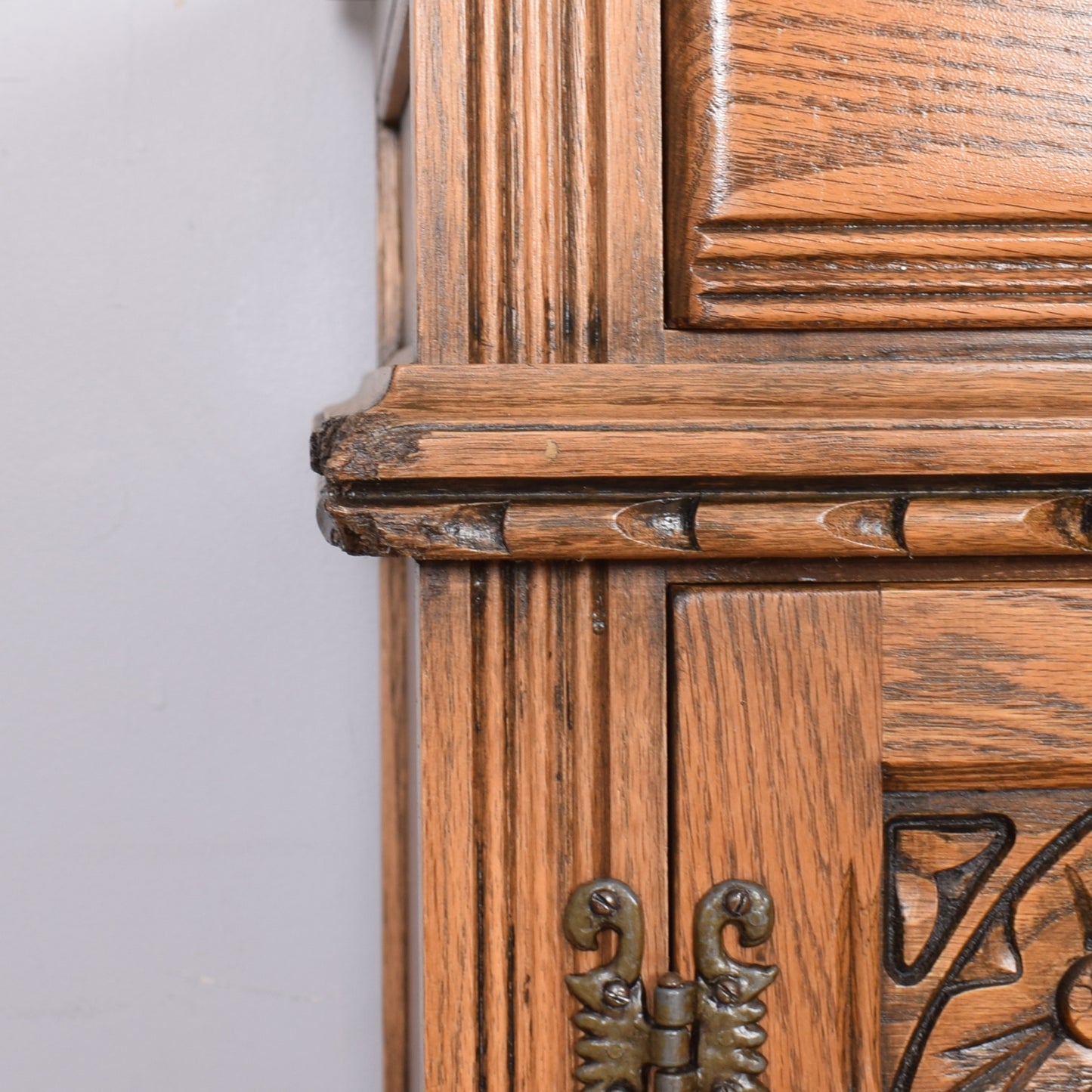 Old Charm Two-Door Sideboard