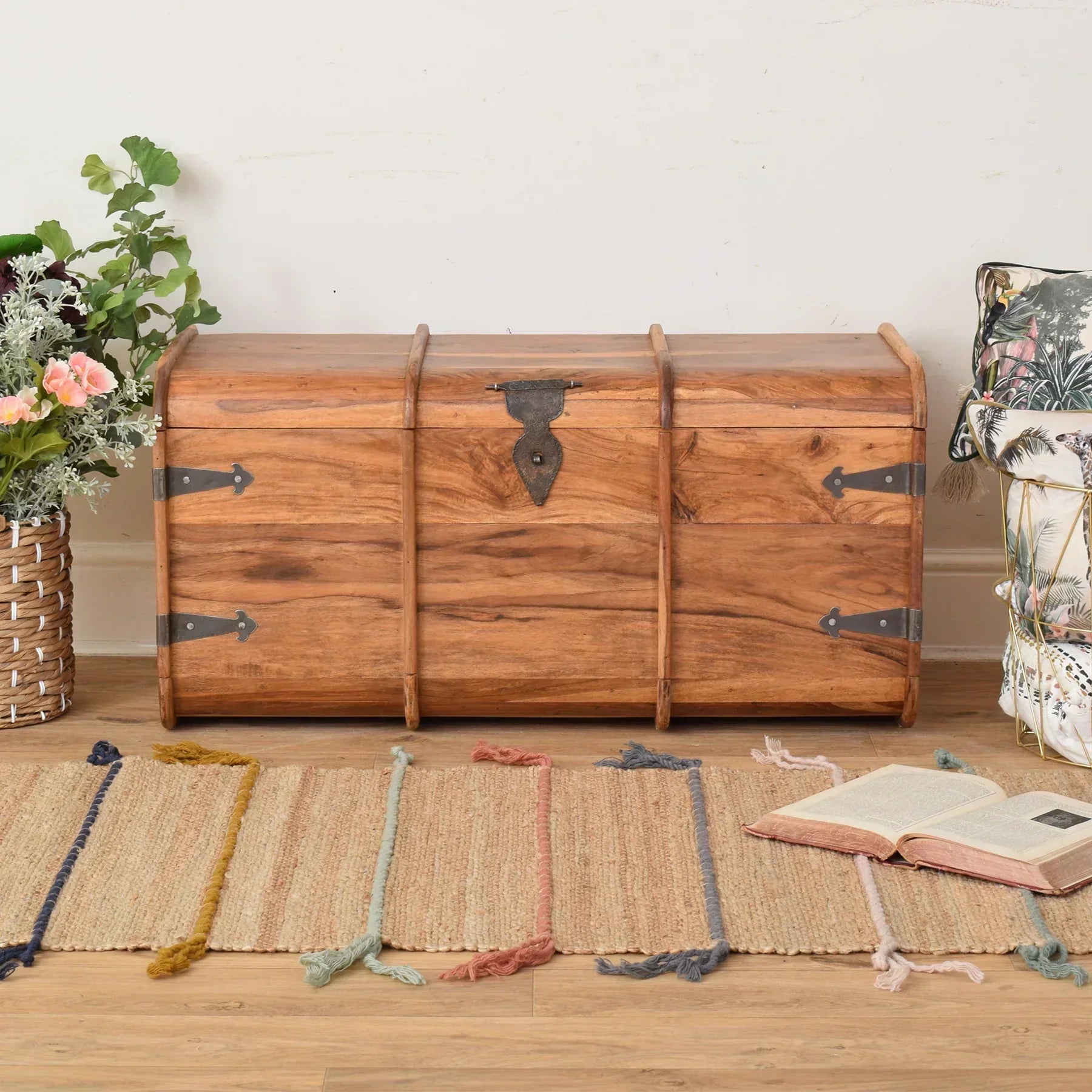 A Focus On Sheesham Wood Furniture