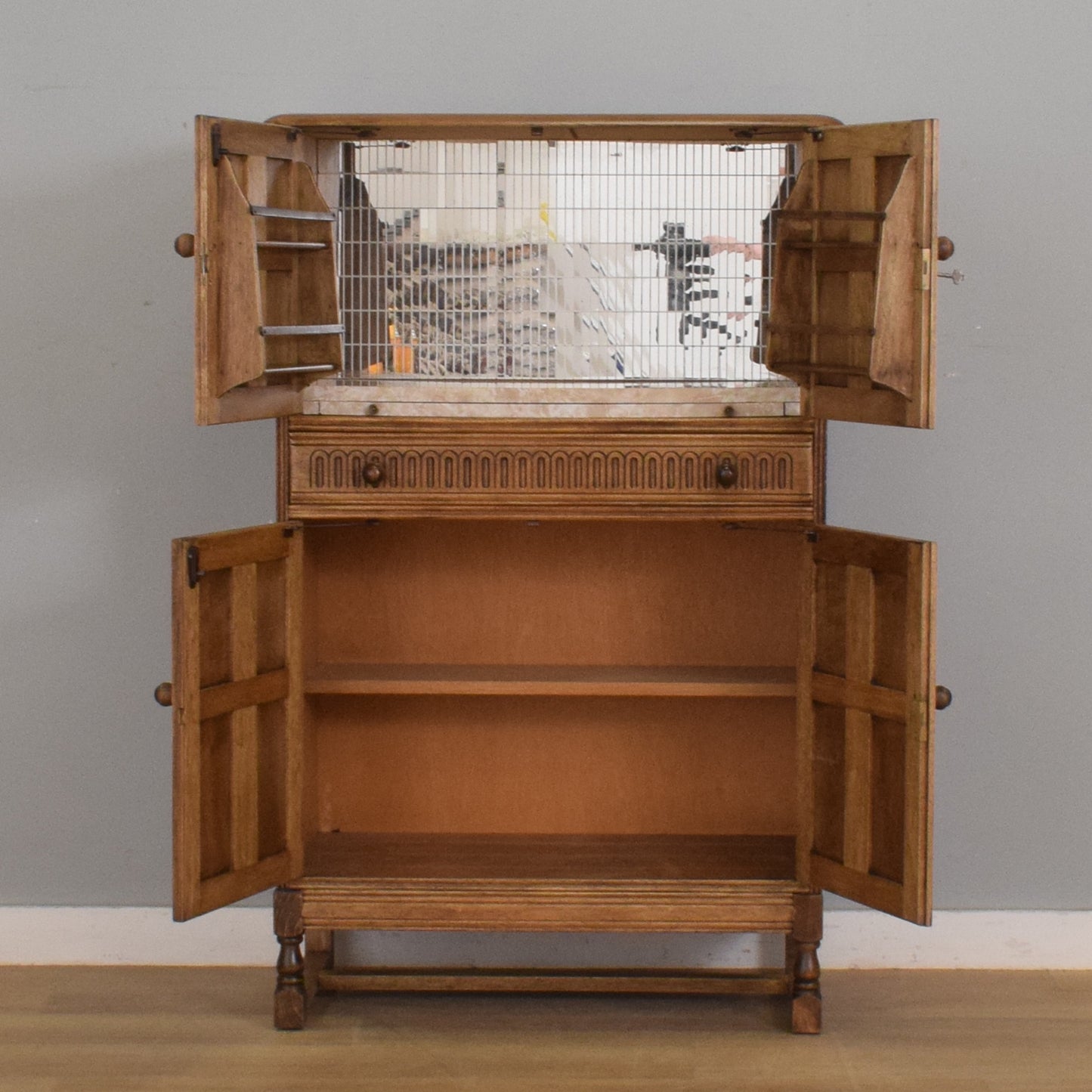 Priory Drinks Cabinet