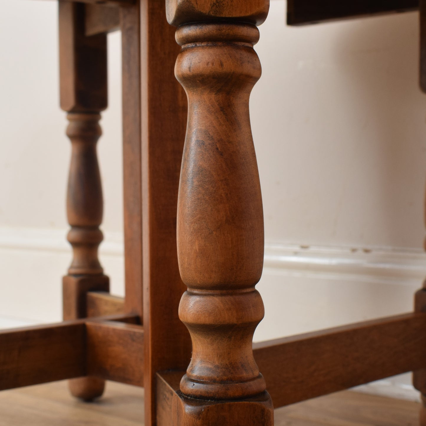 Drop Leaf Coffee Table