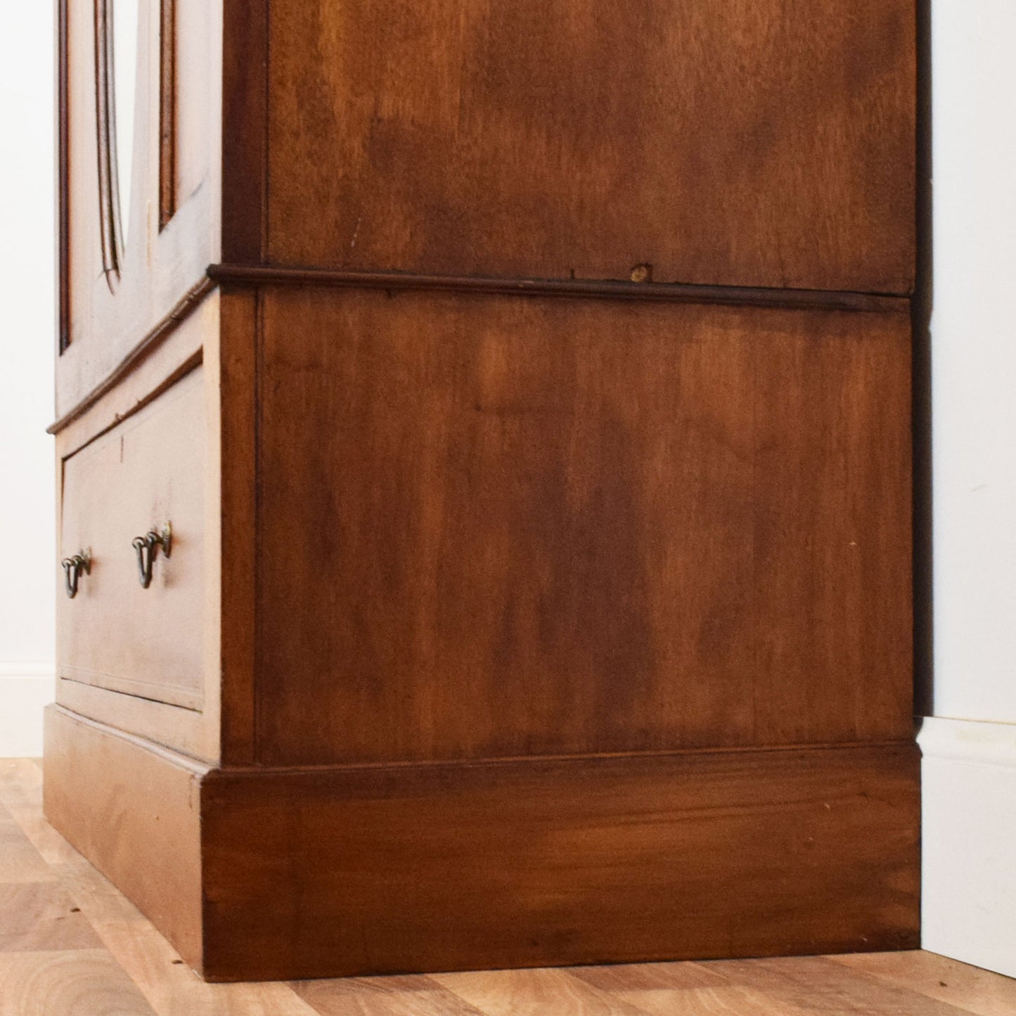 Mirrored Mahogany Hallrobe