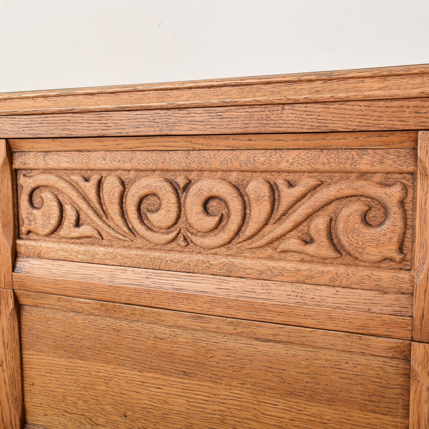 Oak Chest Of Drawers