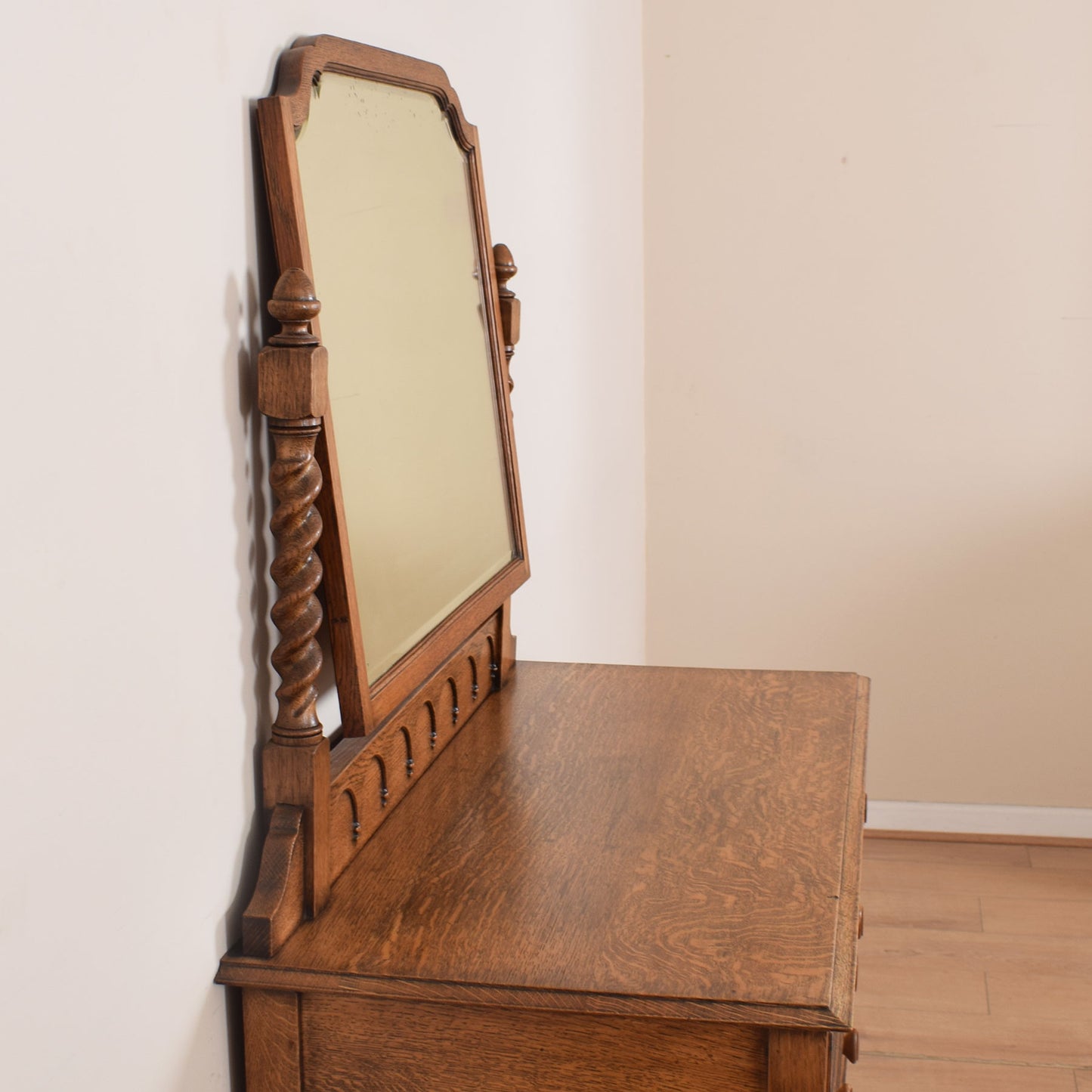 Oak Barley Twist Dressing Table