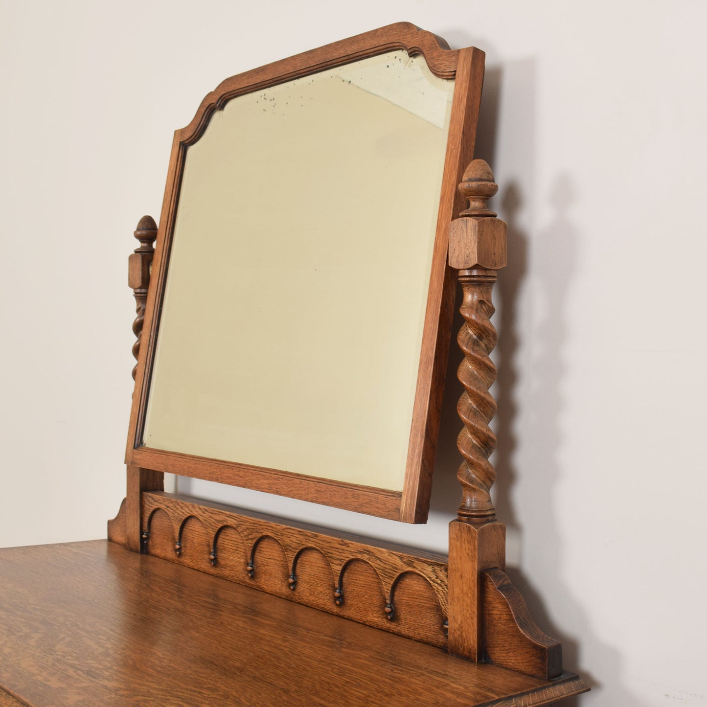Oak Barley Twist Dressing Table