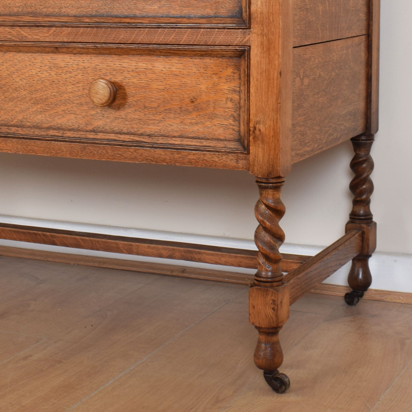 Oak Barley Twist Dressing Table