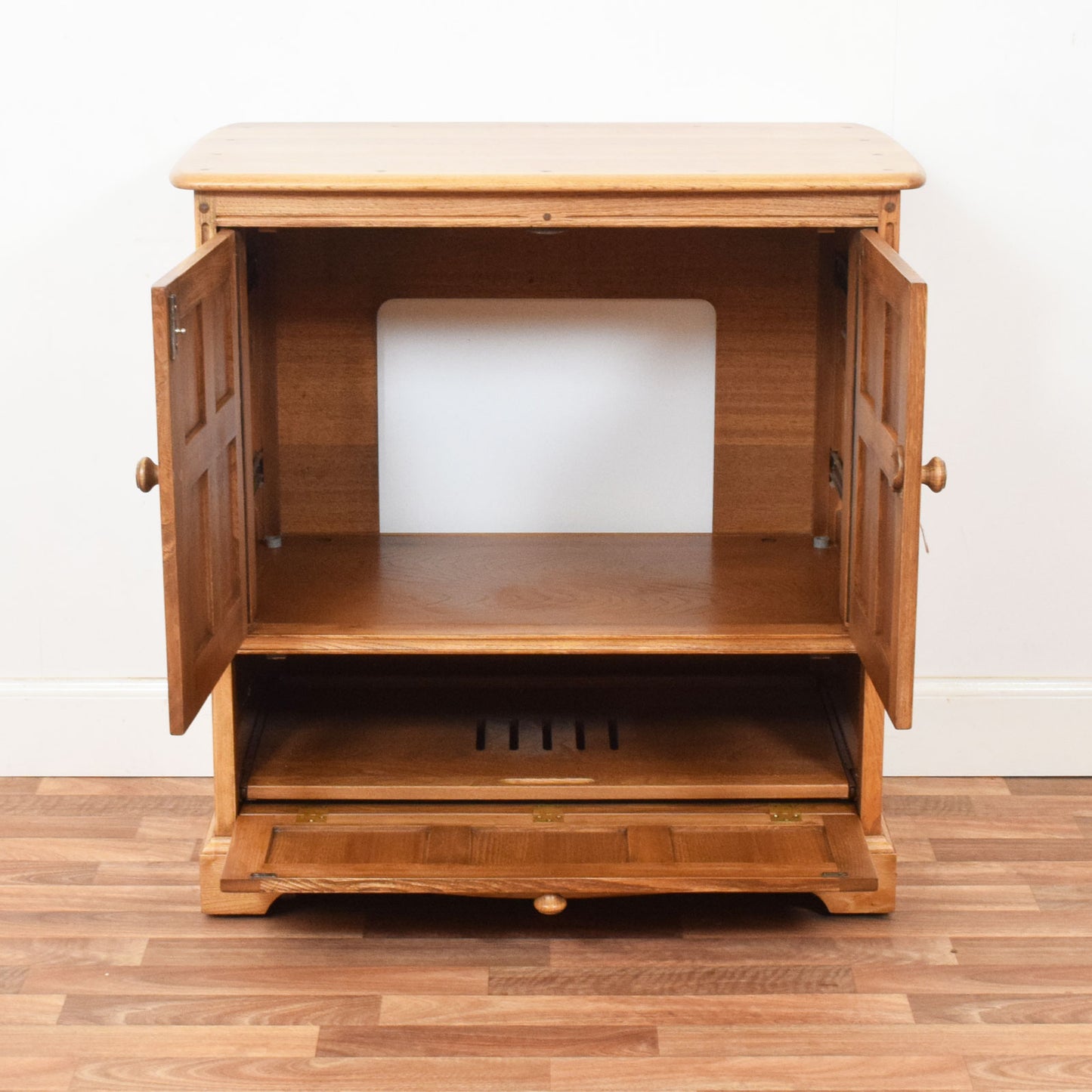 Ercol Media Cabinet