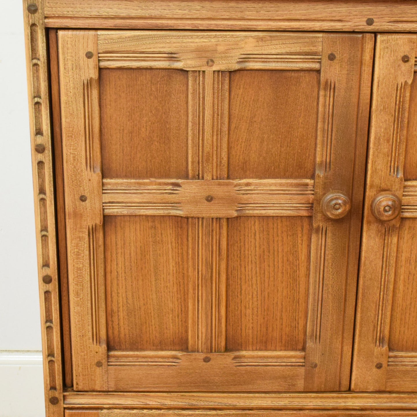 Ercol Media Cabinet