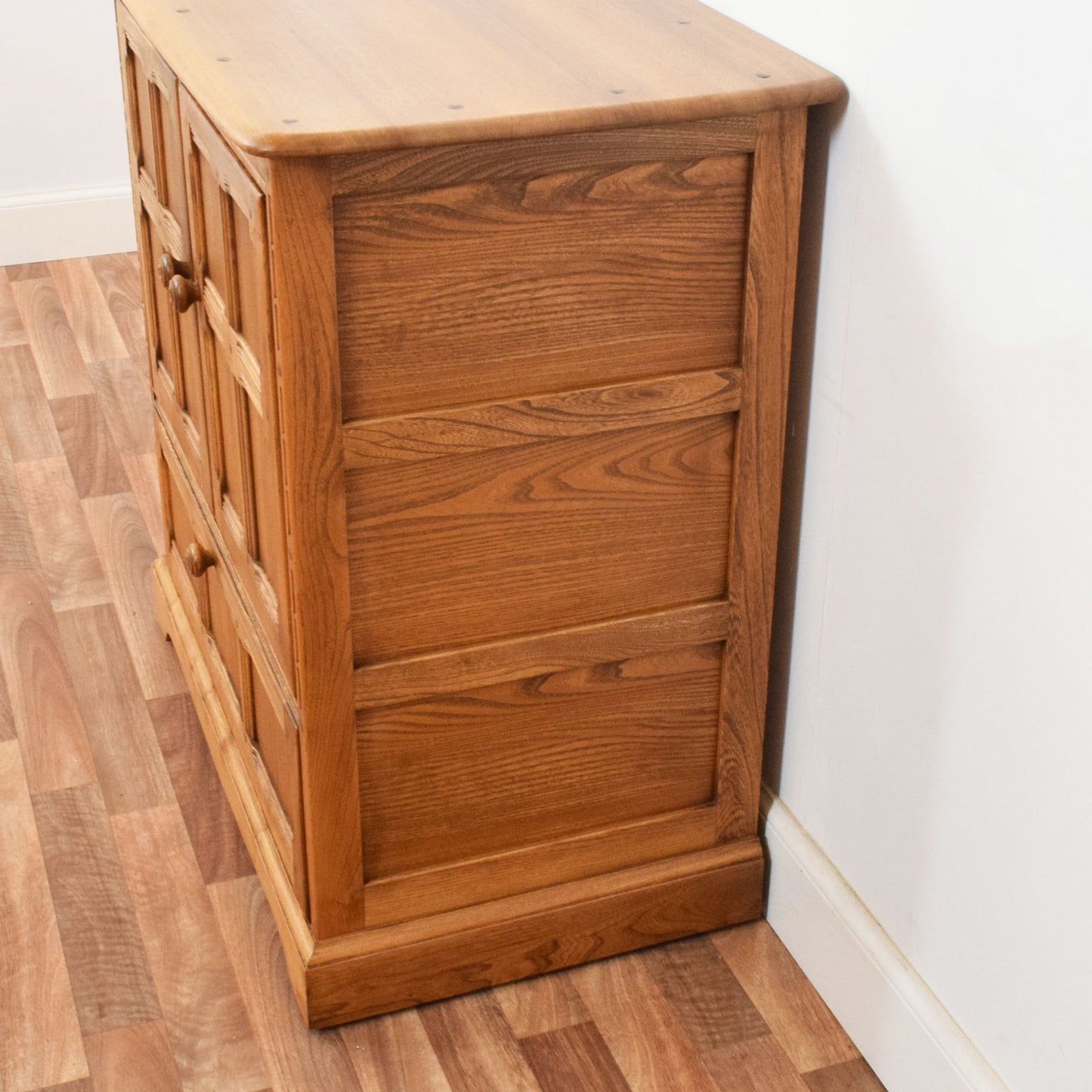 Ercol Media Cabinet