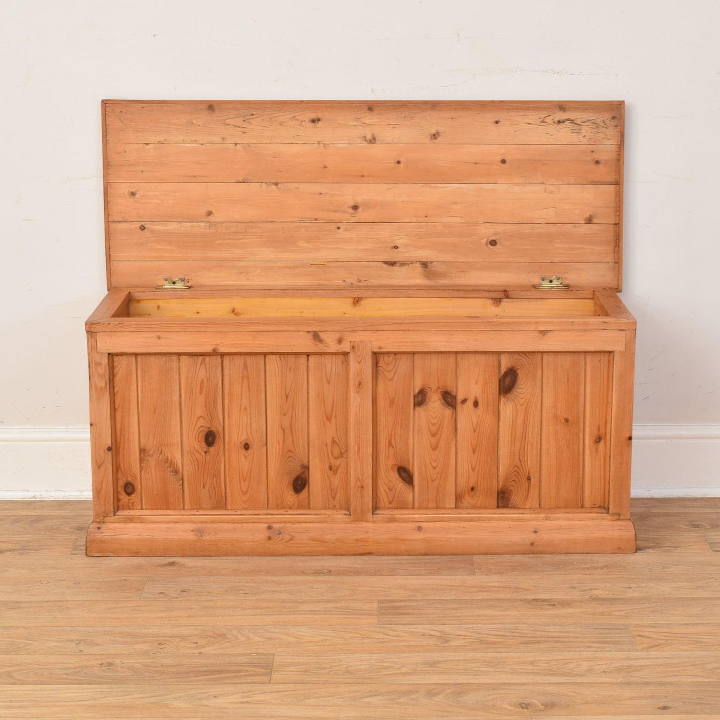 Pine Blanket Box