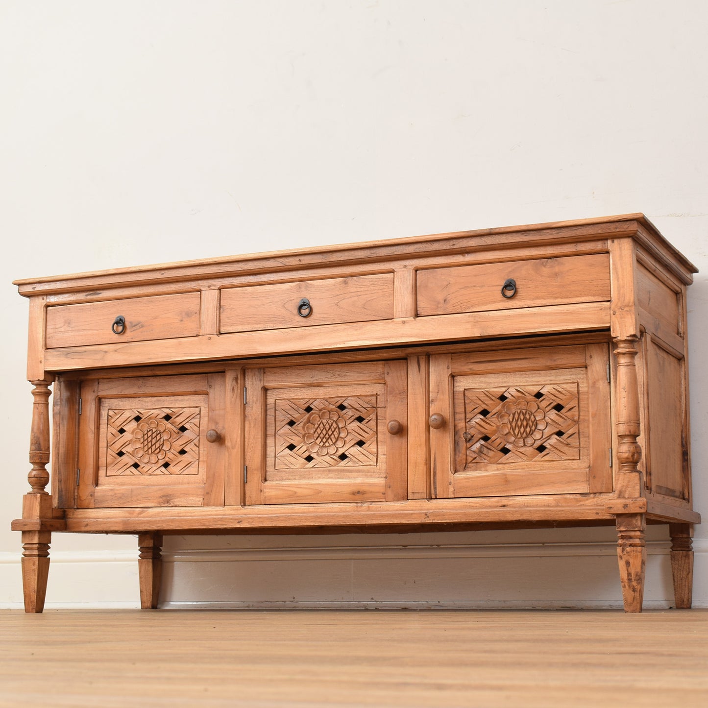 Mango Sideboard