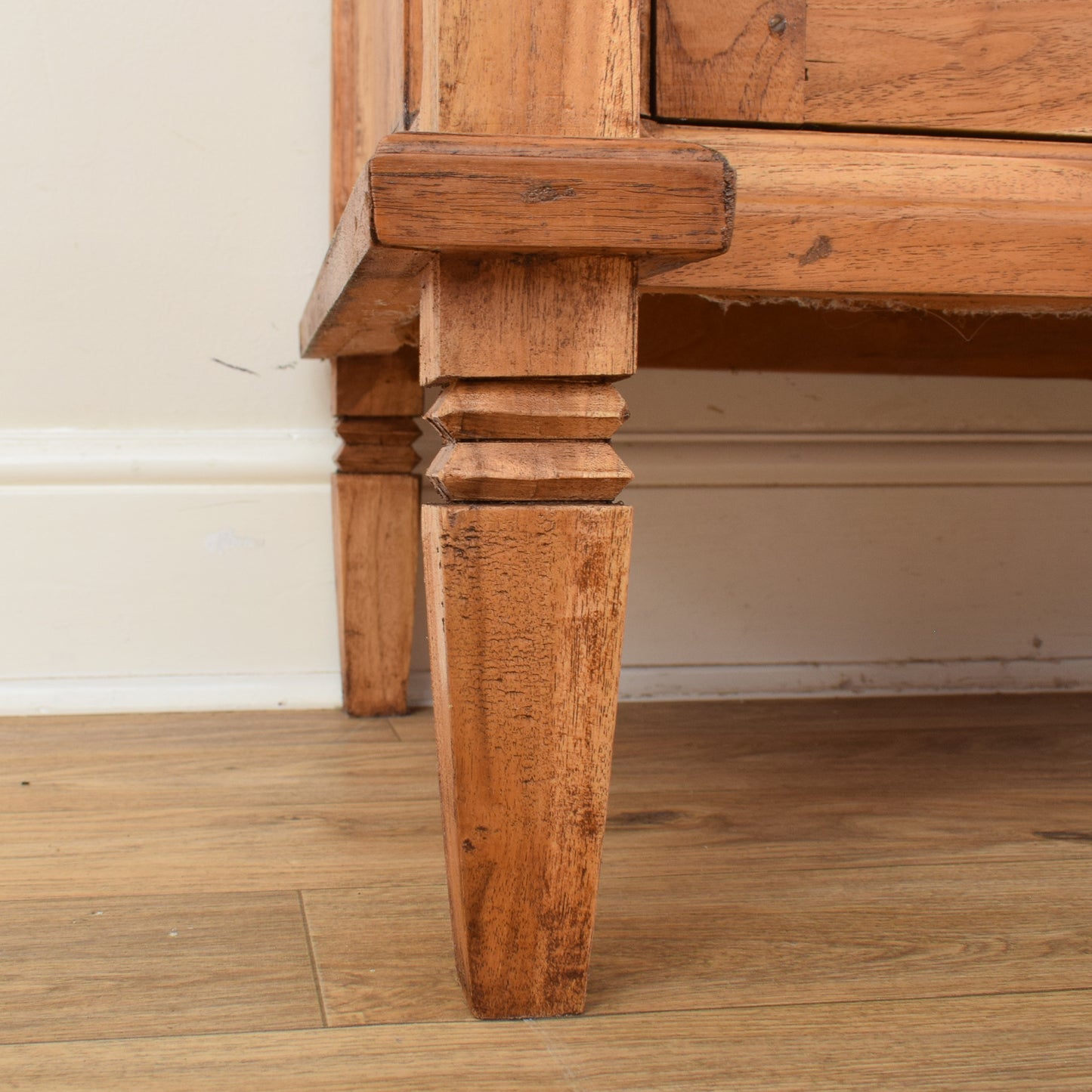 Mango Sideboard