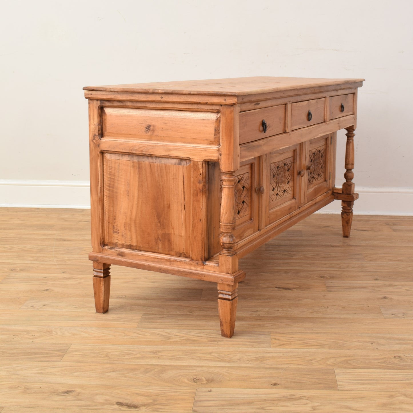 Mango Sideboard