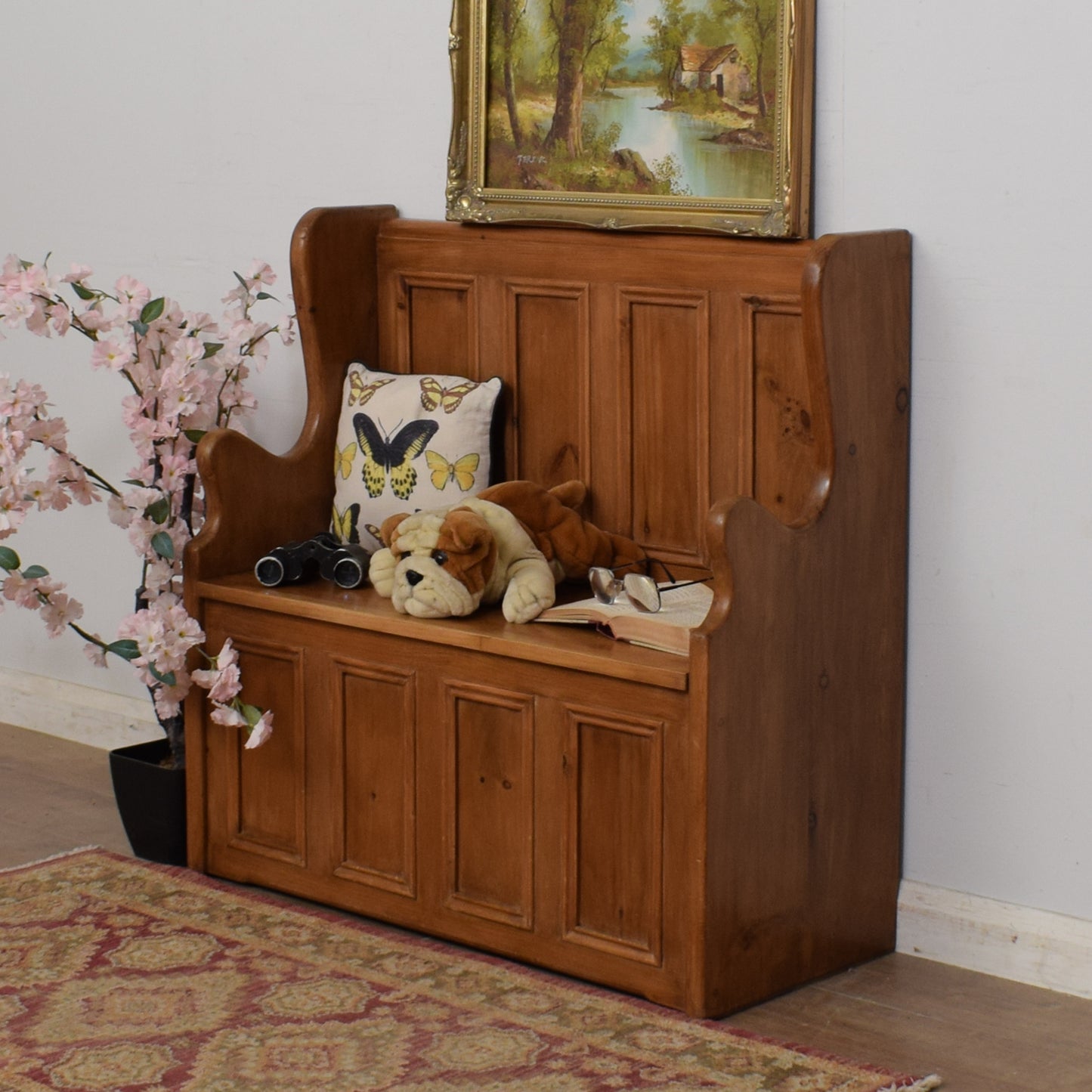 Pine Settle