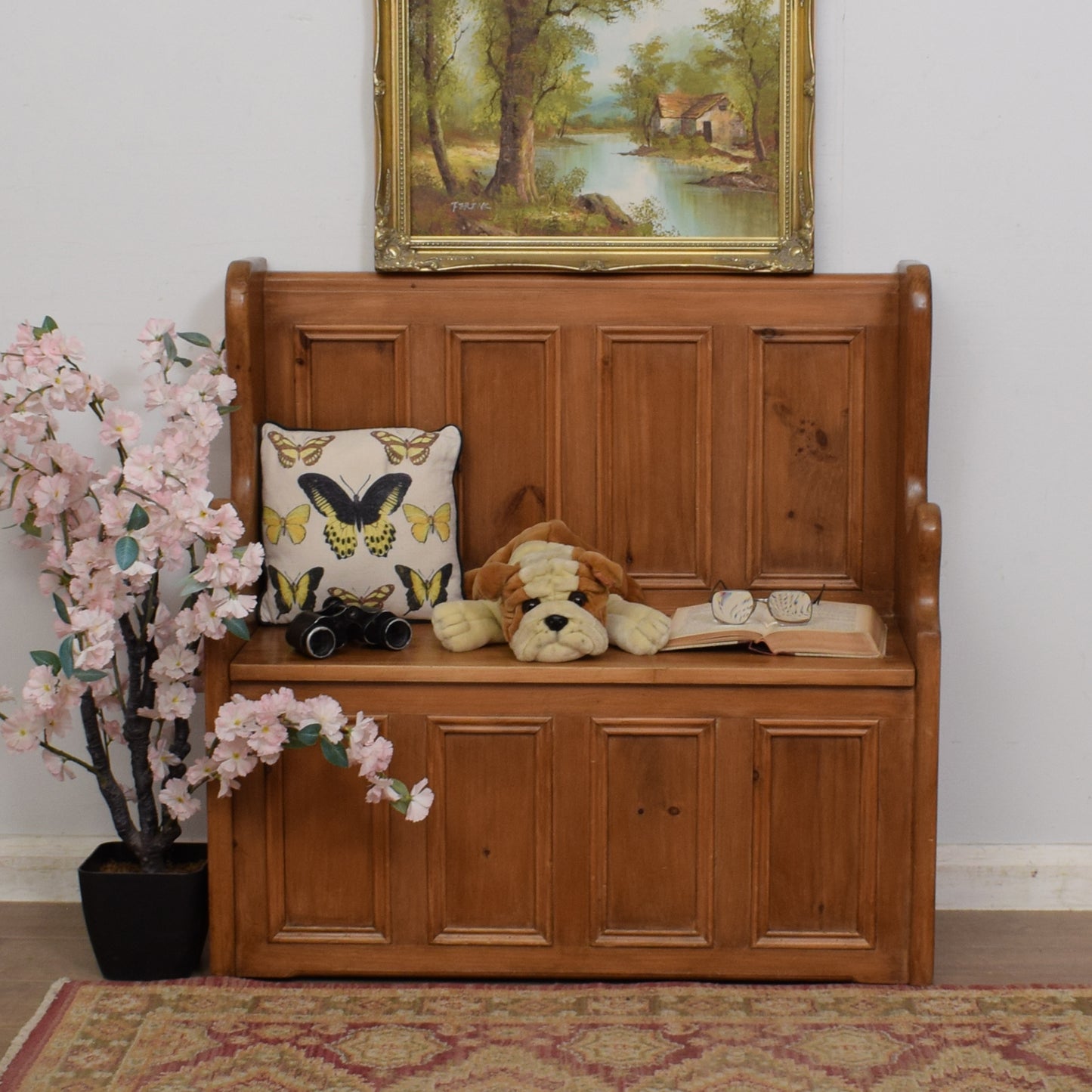 Pine Settle