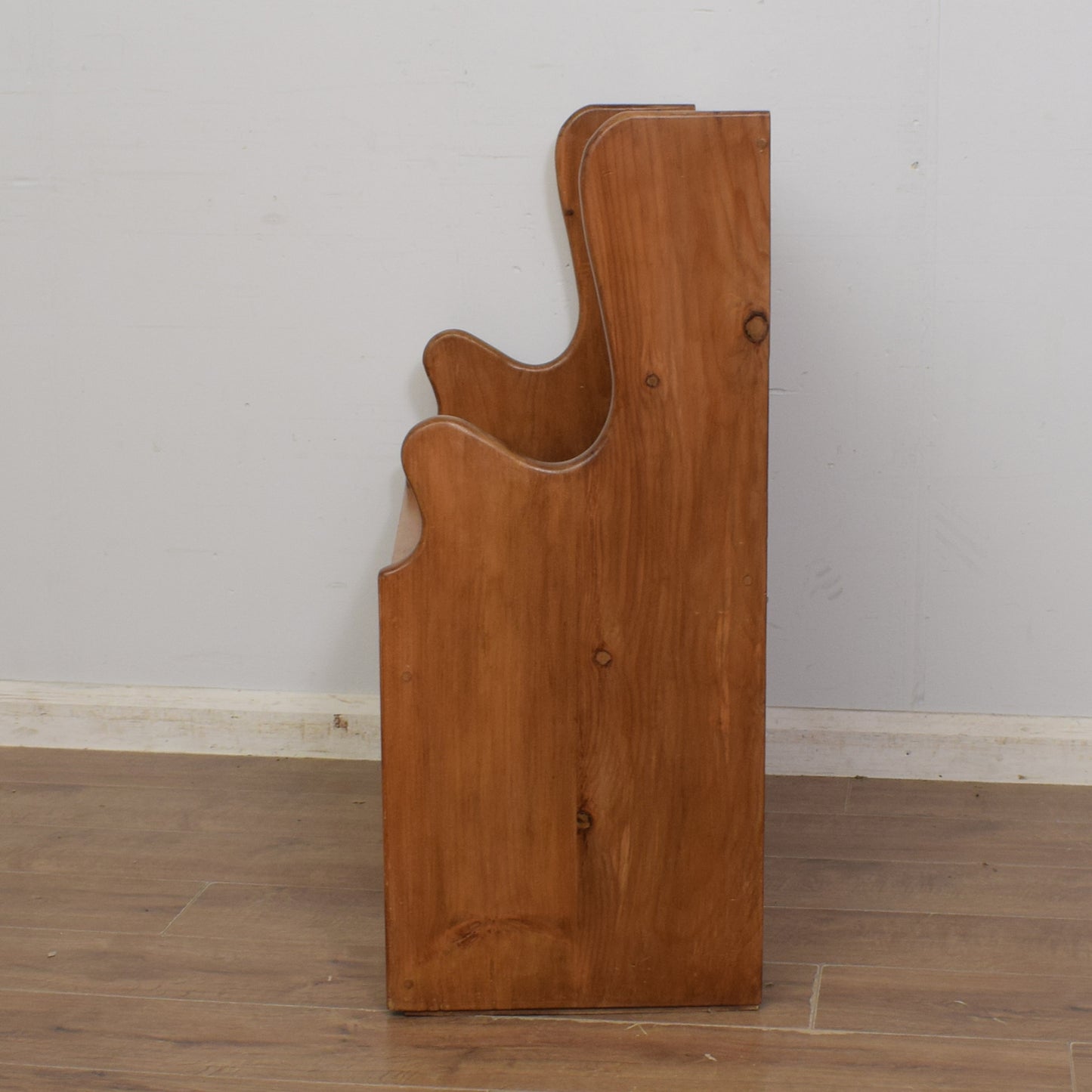 Pine Settle