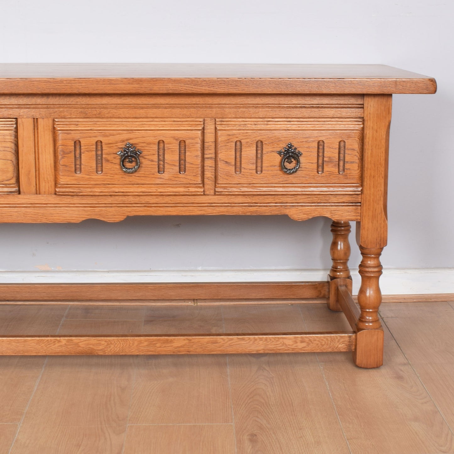 Old Charm Low Console Table