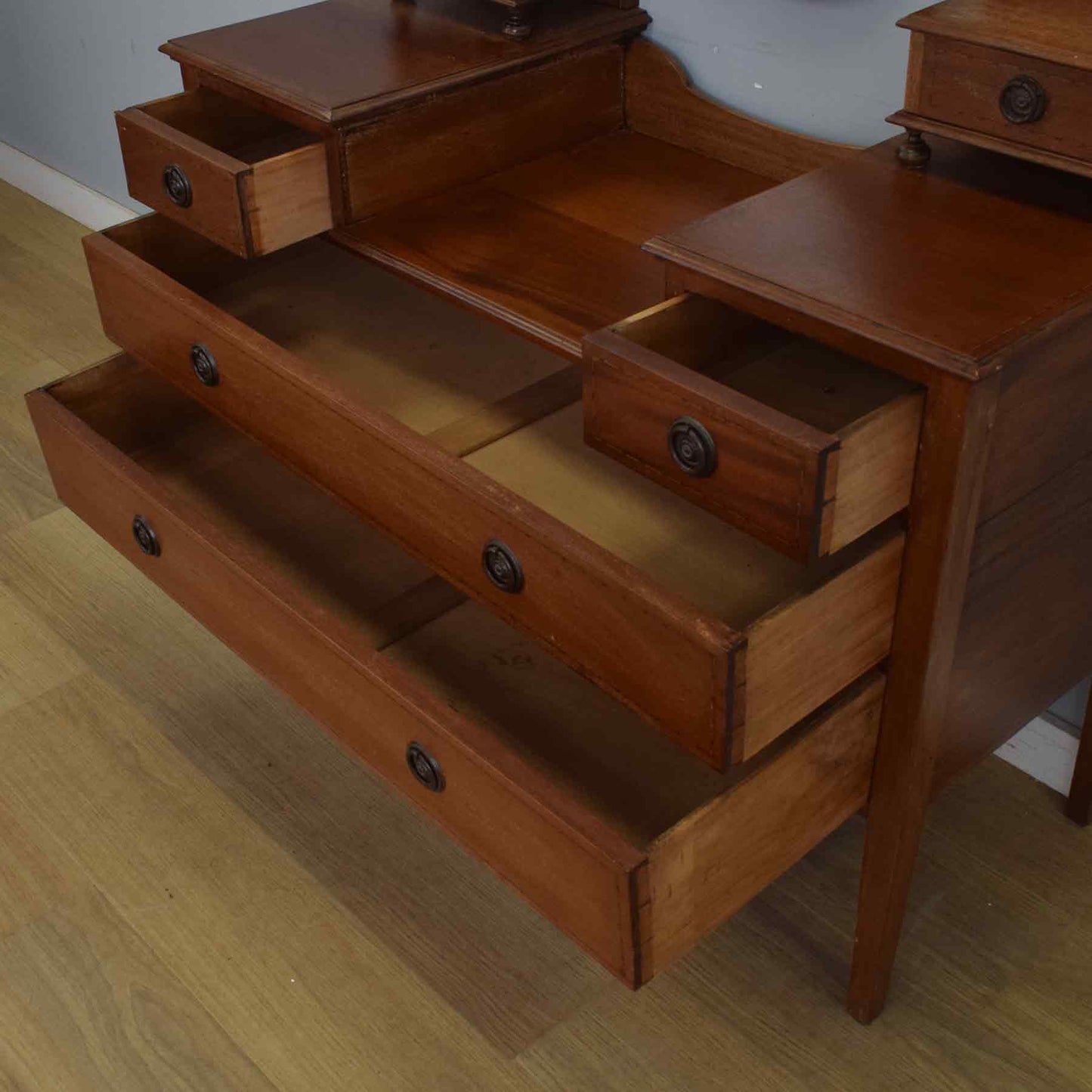 Mahogany Dressing Table