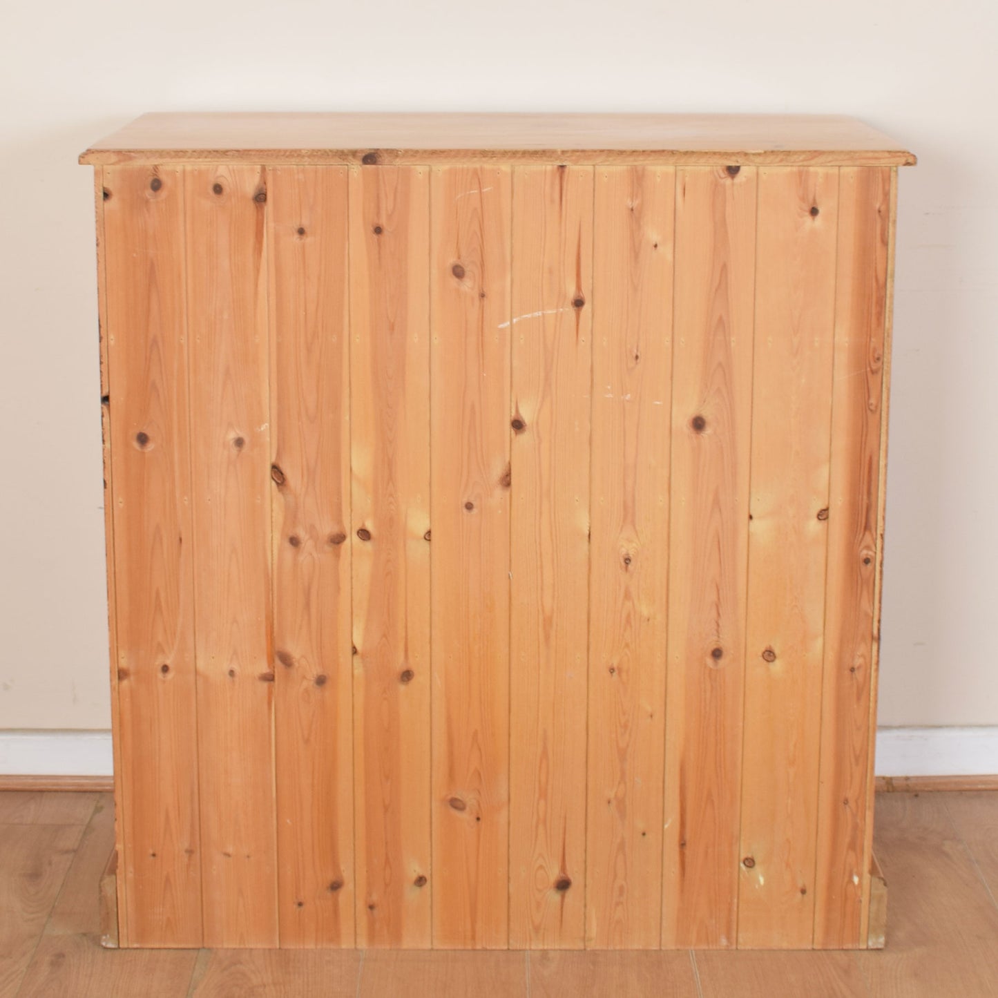 Solid Pine Chest of Drawers.