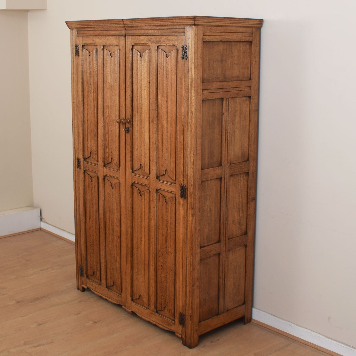 Vintage Oak Double Wardrobe