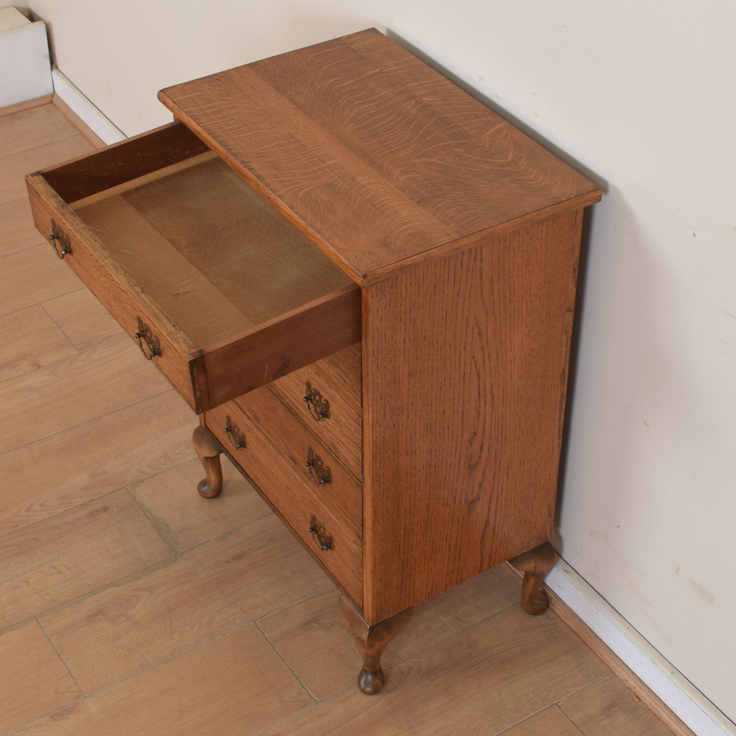 Small Oak Chest Of Drawers