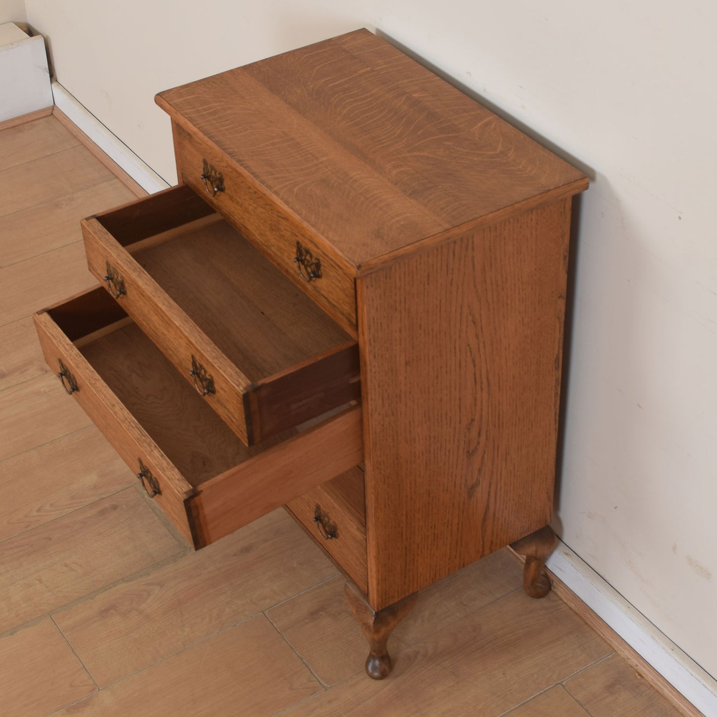 Small Oak Chest Of Drawers