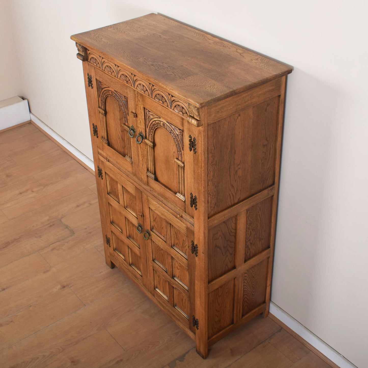 Bevan Funnell Drinks Serving Cabinet