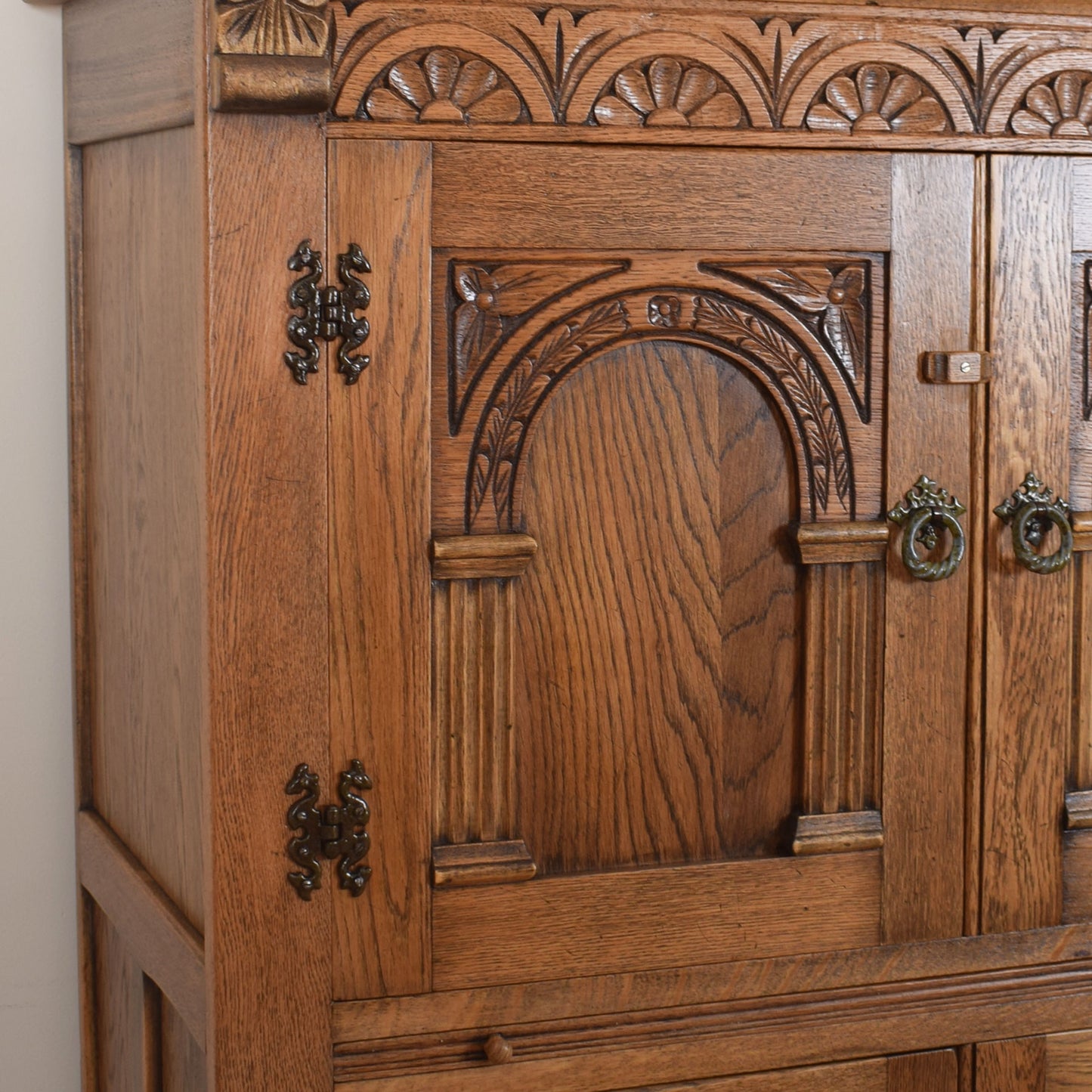 Bevan Funnell Drinks Serving Cabinet