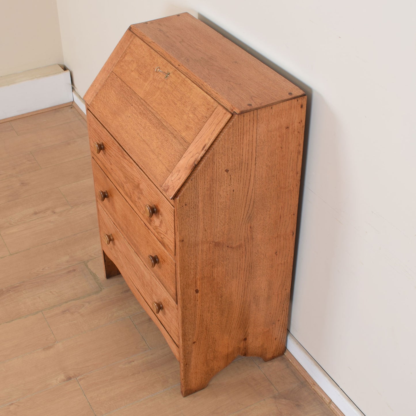Oak Bureau
