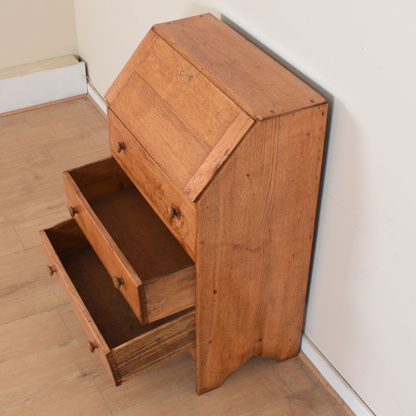 Oak Bureau