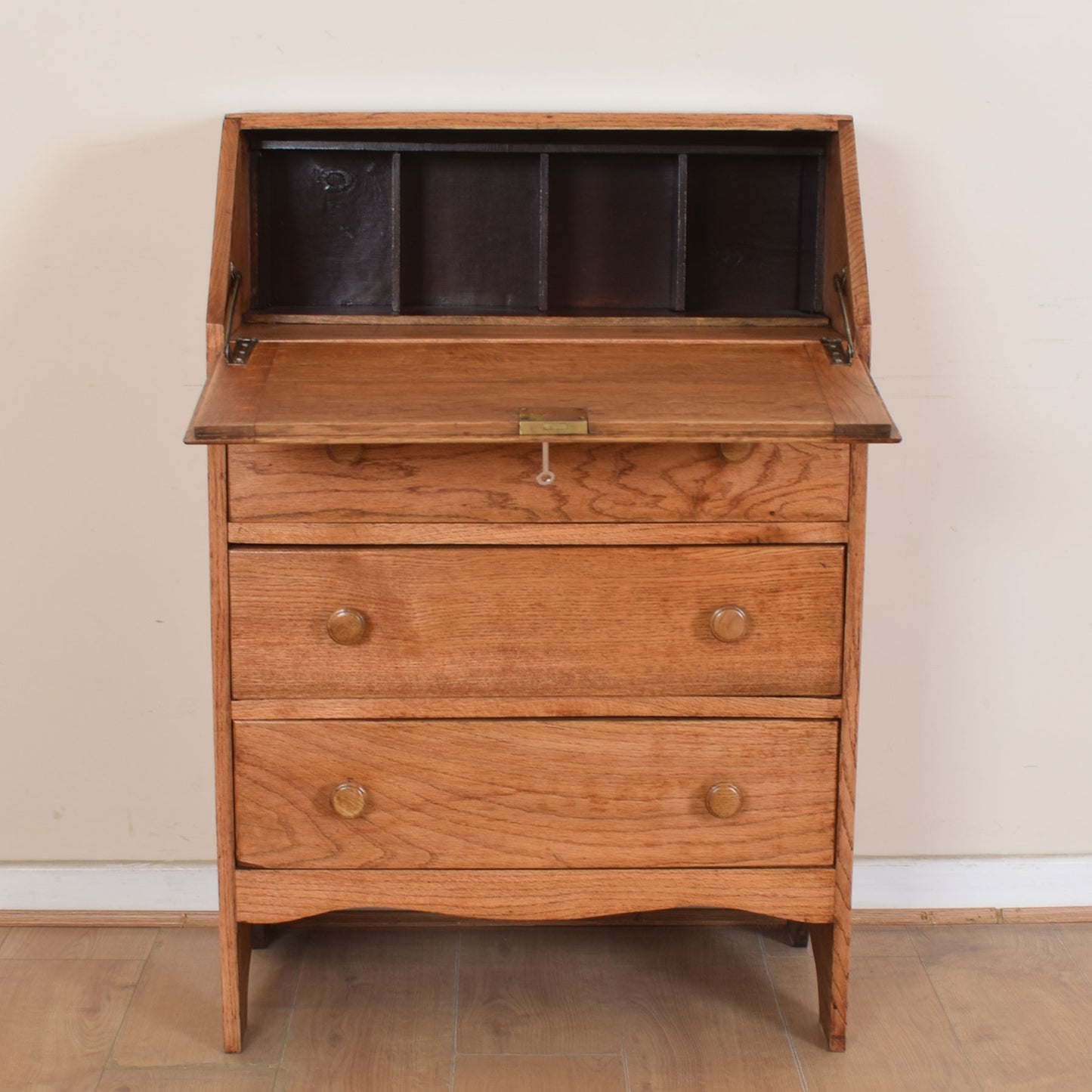 Oak Bureau