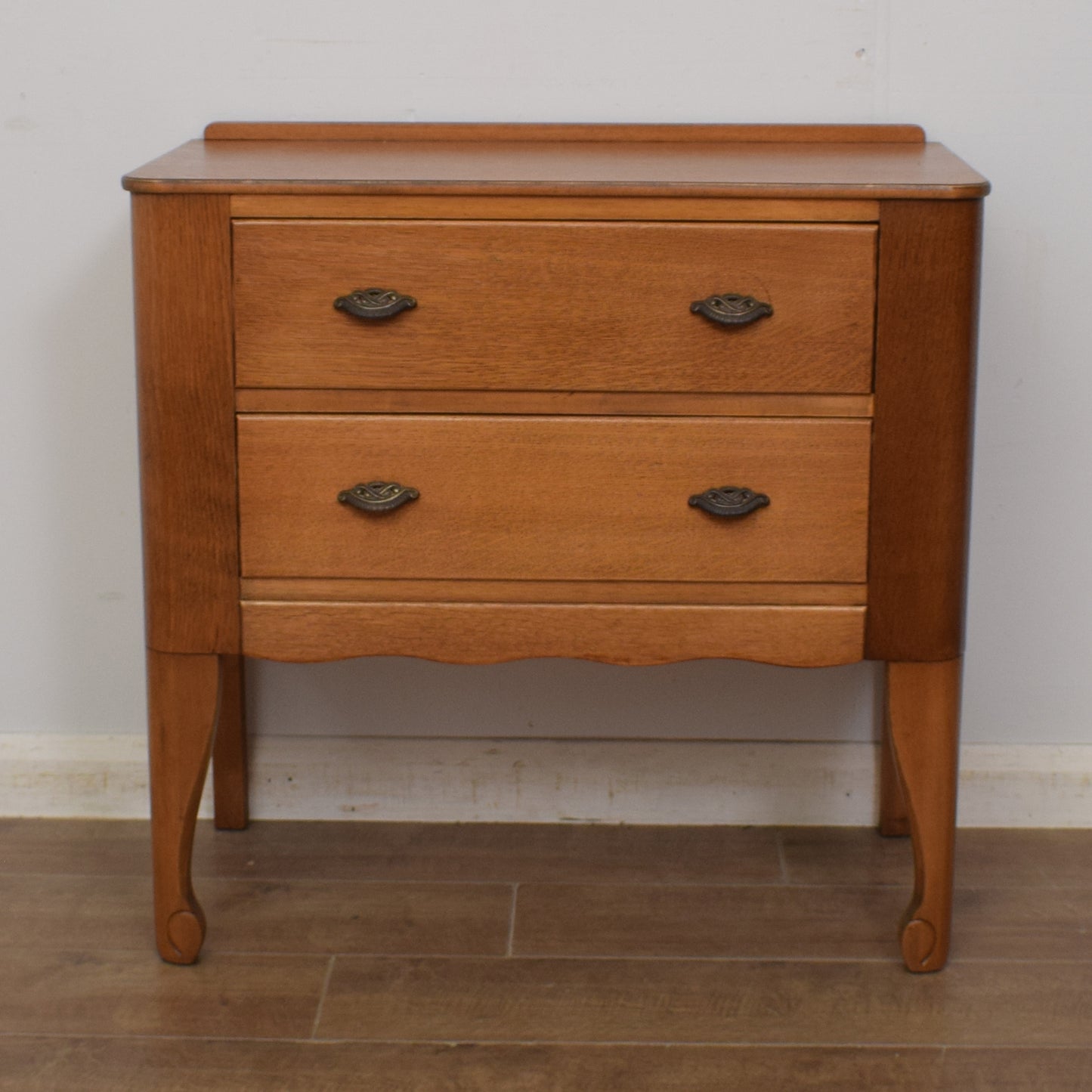 Oak Veneer Chest of Drawers