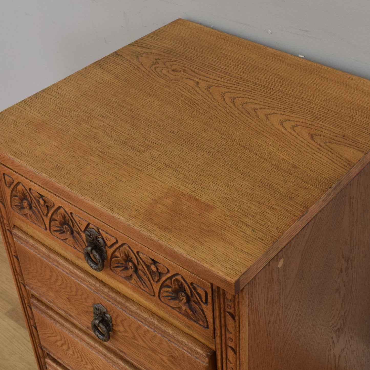 Small 'Old Charm' Chest of Drawers