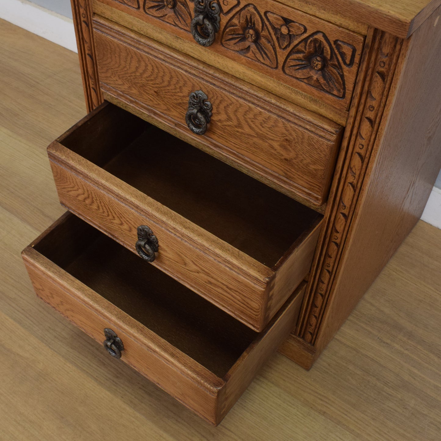 Small 'Old Charm' Chest of Drawers