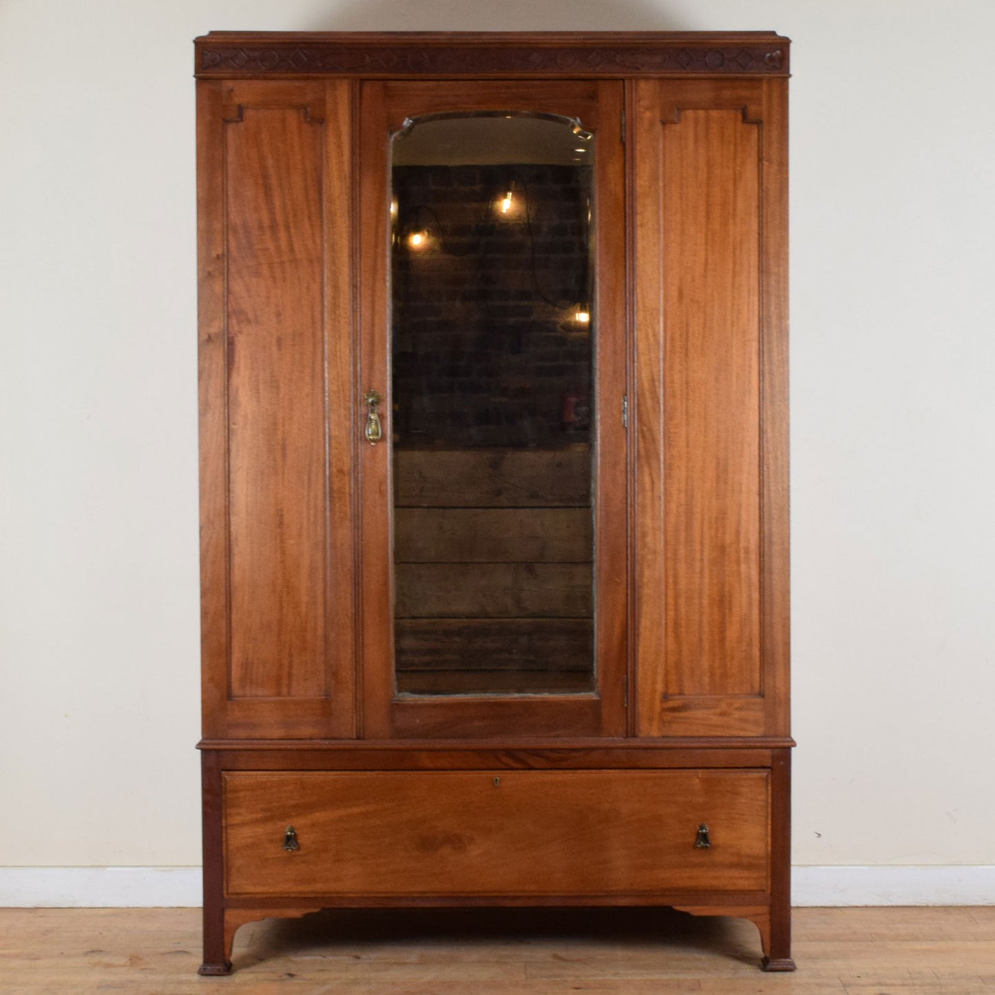 Mirrored Mahogany Hallrobe